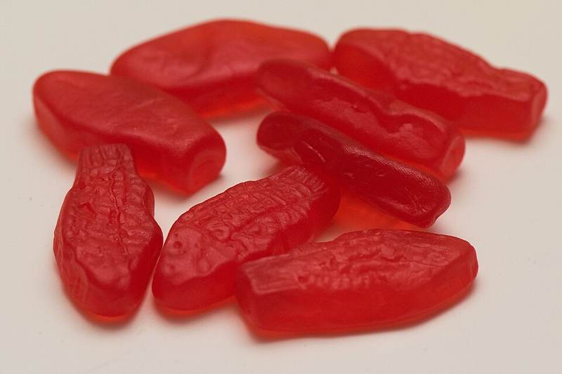 Swedish Fish (7 pieces)